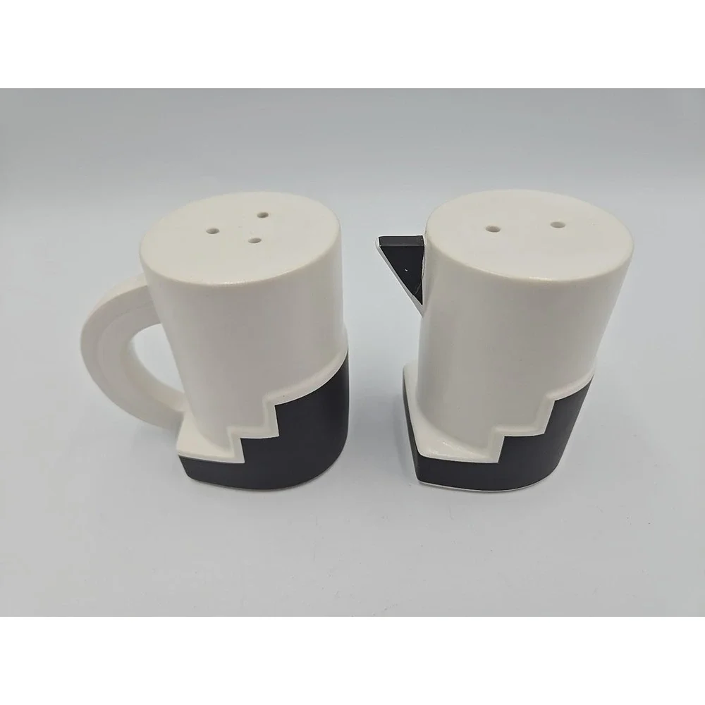 Kato salt shaker